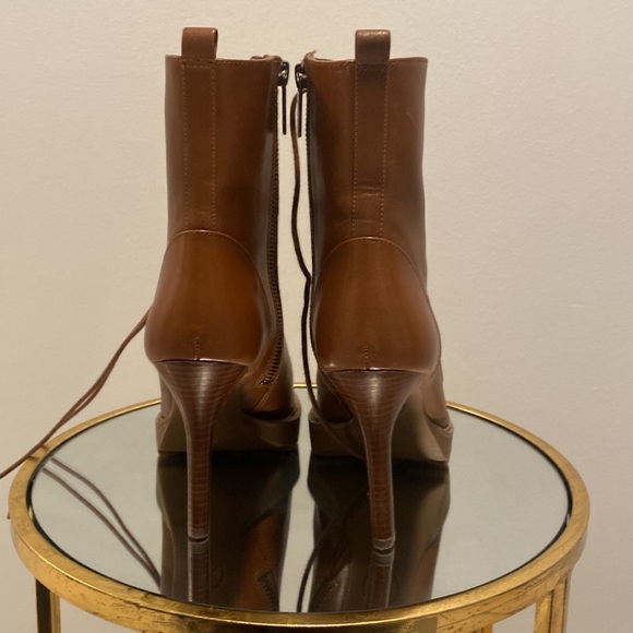 MK Cognac Zipper Up Lace MK Logo Leather Bootie 6.5M - Picture 5 of 9